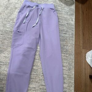 FIGS XS highwaisted joggers